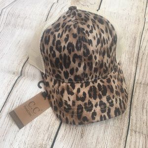 CC ponytail ball cap
